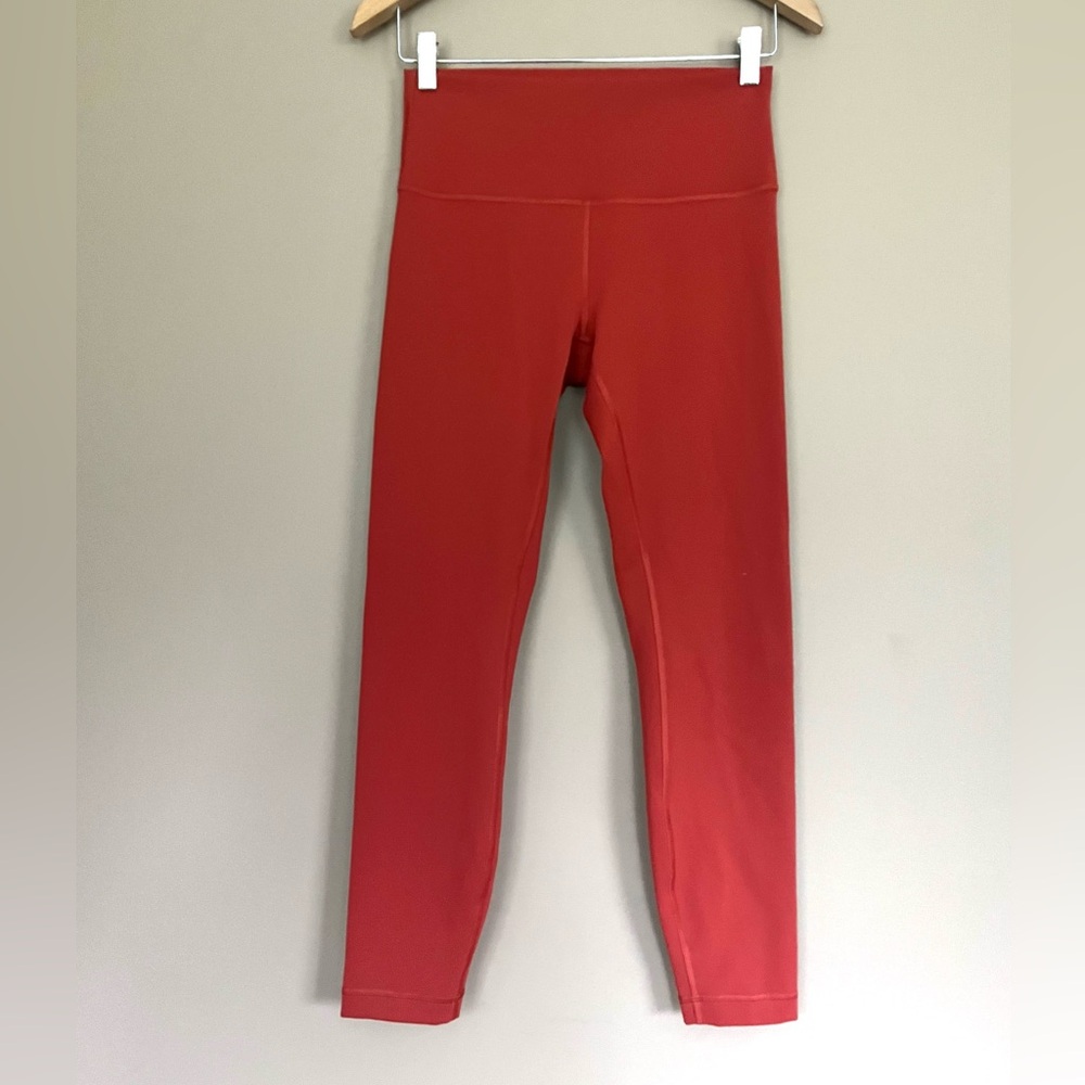 {Lululemon} Wunder Train High-Rise Tight 25" Leggings - Womens 8